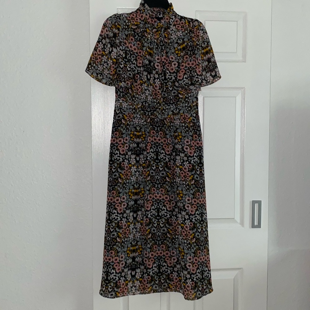 Julia Jordan Floral Dress - Size 4
